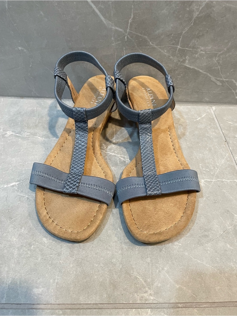 Alfani Women's Blue Strappy Buckle Synthetic Wedge Sandals Casual 7.5M